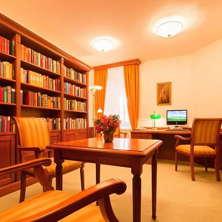 Gda Hildastift Am Kurpark Apart-hotel 3*