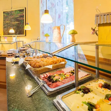 Gda Hildastift Am Kurpark 3*